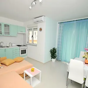 https://villa-antonio-trogir.splithotels.org